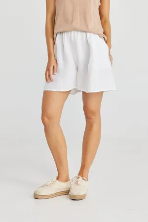 Capri Shorts in White