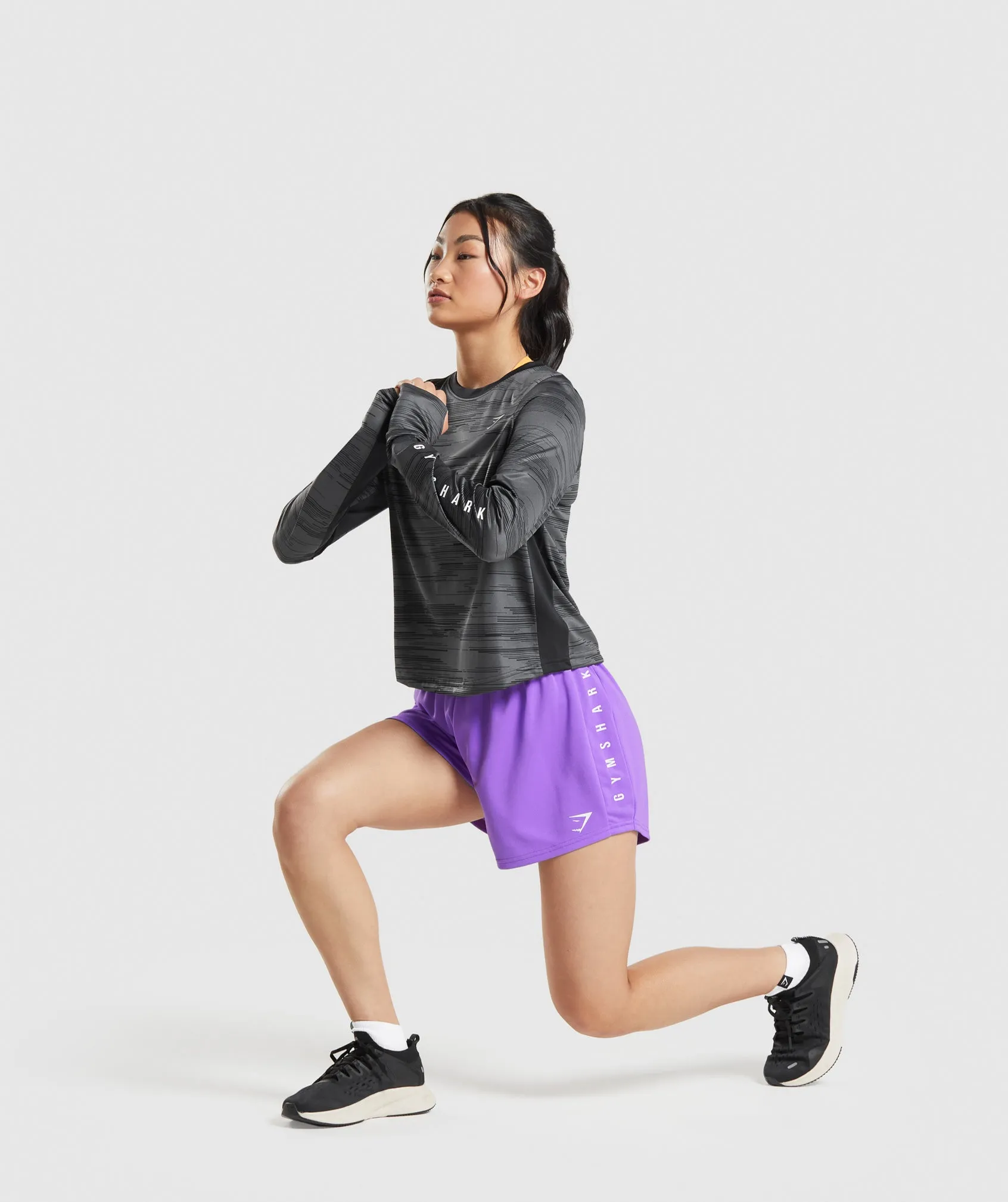 Gymshark Sport Loose Shorts - Bright Purple