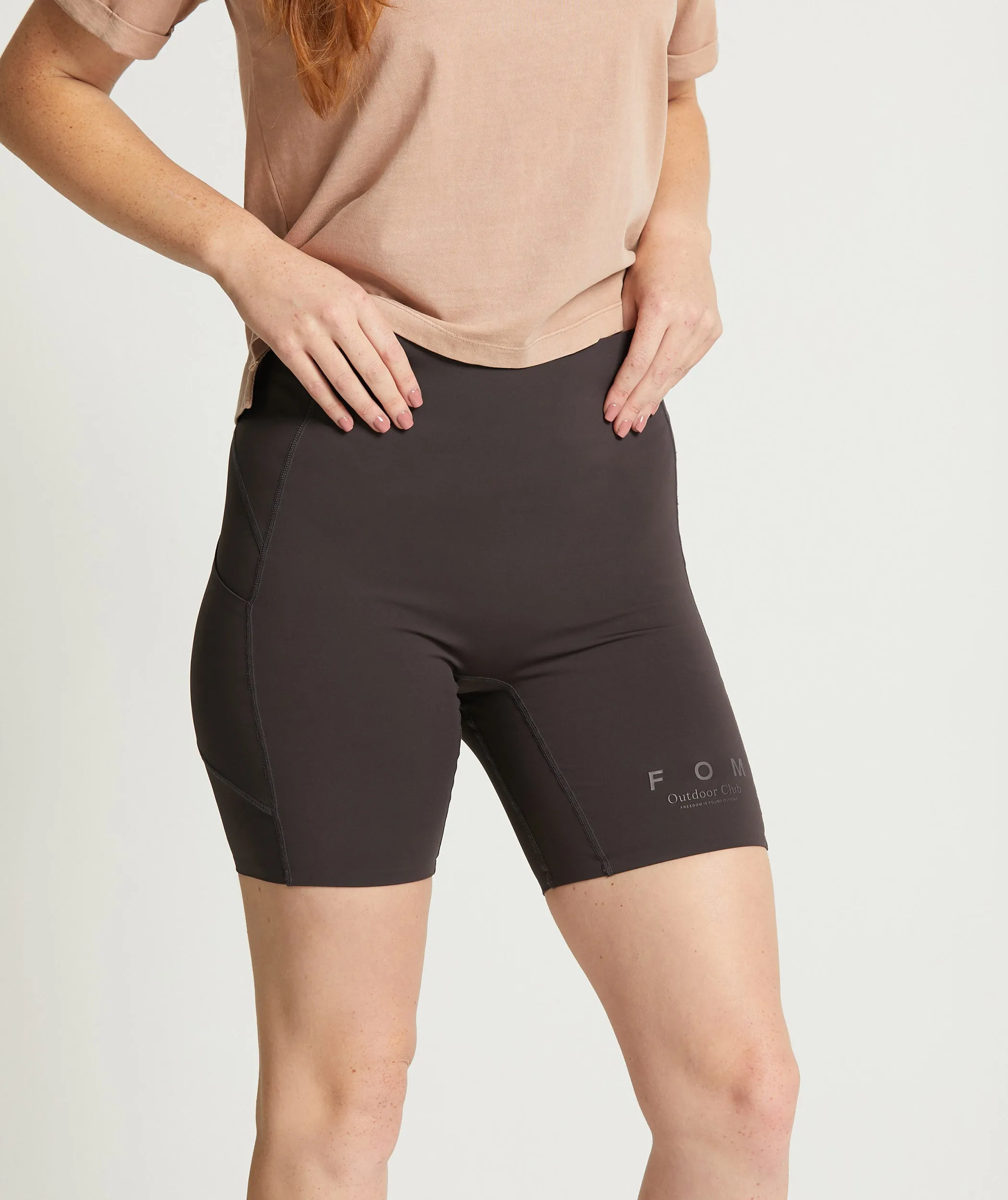 Ladies Outdoor Warm Up Short - Ebony