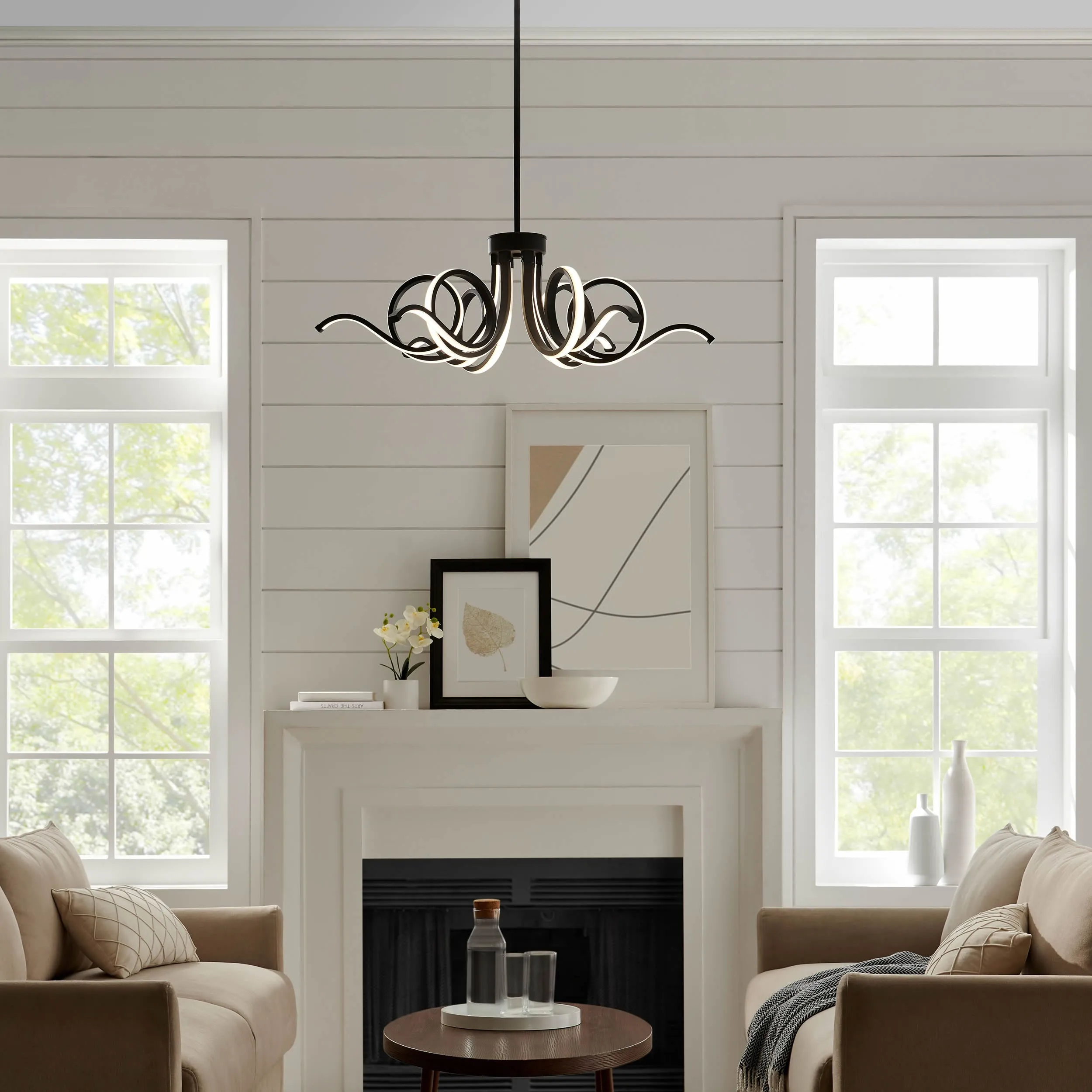 Magnolia LED Adjustable Chandelier //  Black