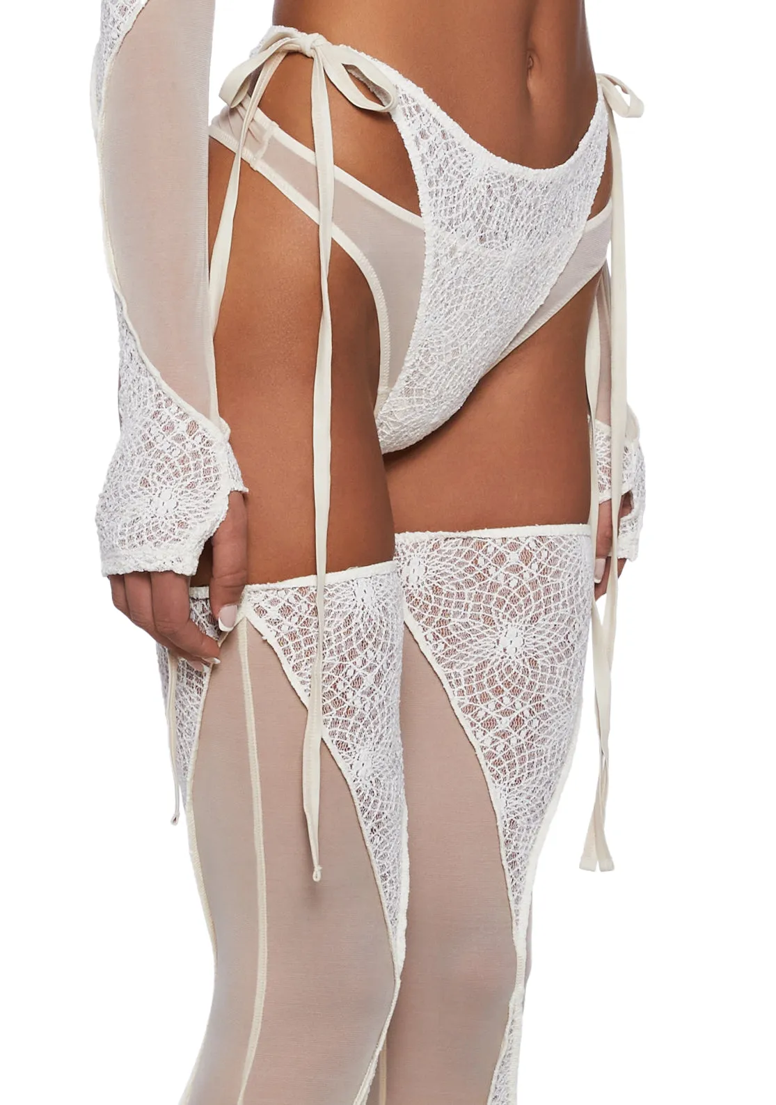 Mirage Mist Gloves And Stockings Set - Off White