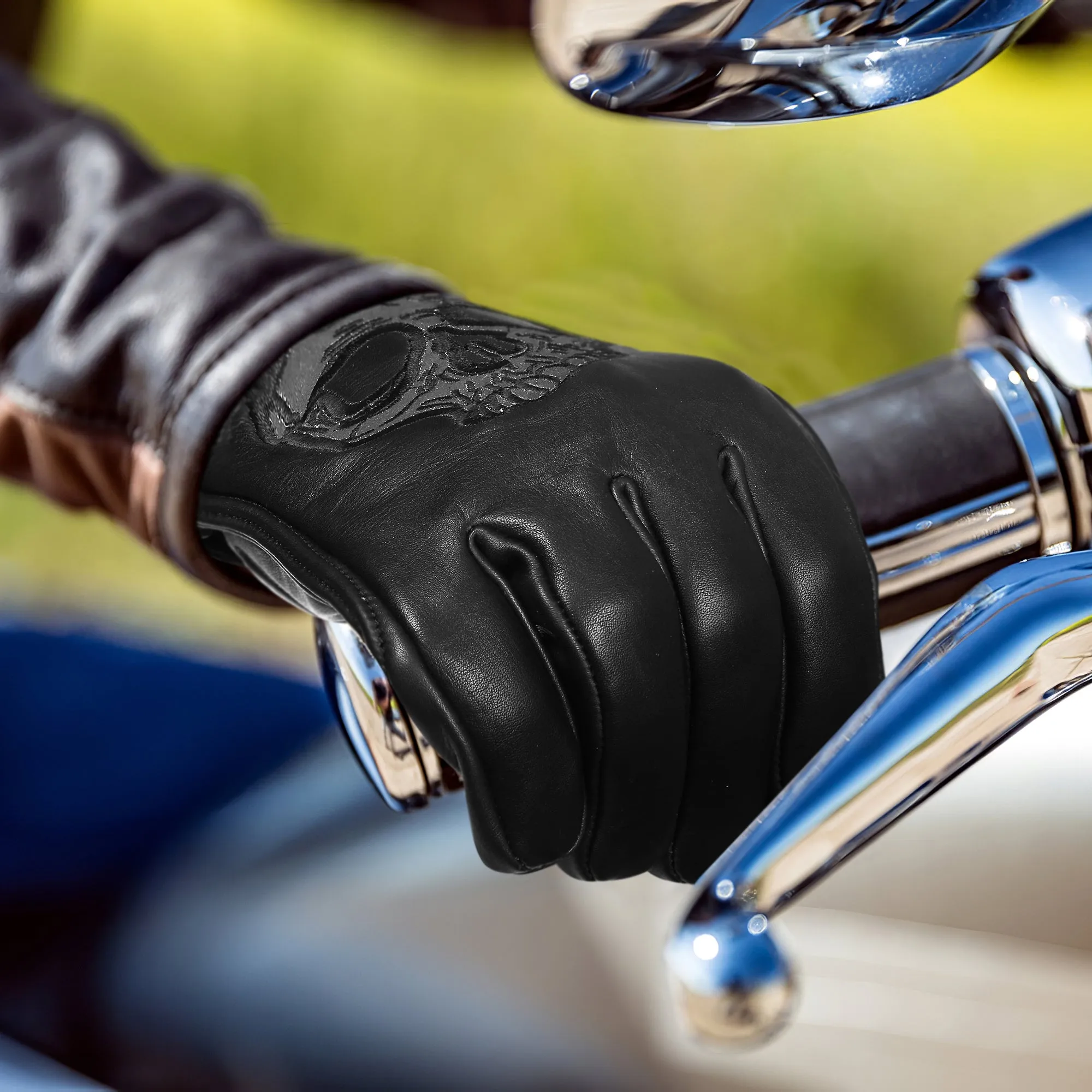 VL475SK Gel Palm Riding Gloves with Skull